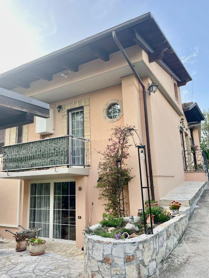瓦斯托Casa La Noce公寓 外观 照片